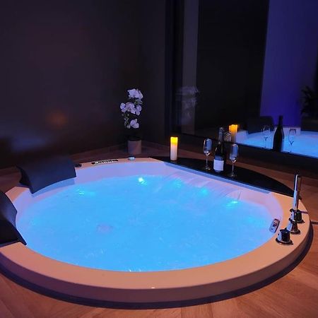 Les Suites Du Payre - Suite Passion Talmont-Saint-Hilaire Ngoại thất bức ảnh
